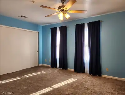 2060 Mesquite Lane 104 Primary Bedroom