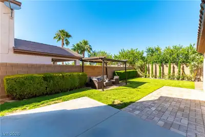 2488 Sturrock Drive, Henderson, NV 89044 Yard
