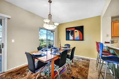 10730 Amber Ridge Drive 101 Dining Area