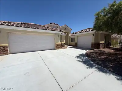 6410 Veranda Falls Court, Las Vegas, NV 89130 Front of Structure