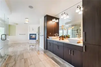 11280 Pentland Downs Street, Las Vegas, NV 89141 Primary Bathroom