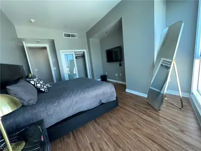 4575 Dean Martin Drive 2600 Bedroom