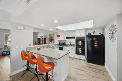 3630 McKinley Avenue, Las Vegas, NV 89121 Kitchen