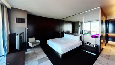 4381 West Flamingo Road 902 /904 Bedroom