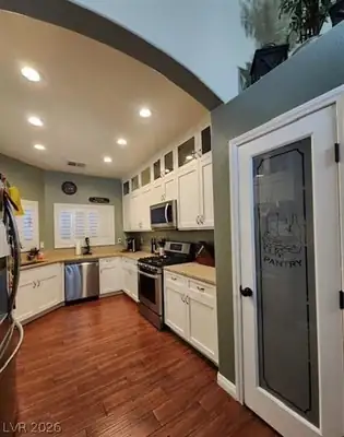 5901 Aimless Street, Henderson, NV 89011 Kitchen