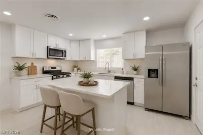 3175 Palmdale Street, Las Vegas, NV 89121 Kitchen