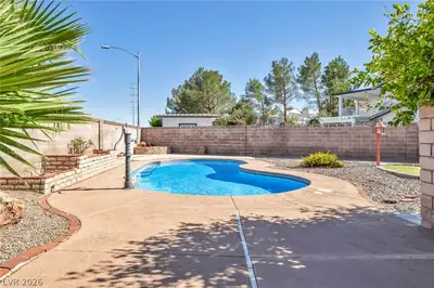 1605 Brocado Lane, Las Vegas, NV 89117 Pool