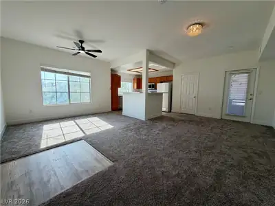 833 Aspen Peak Loop 2522 Living Room