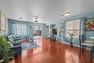 817 Bolivar Avenue, North Las Vegas, NV 89032 Living Room