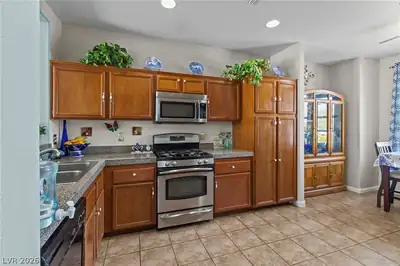 817 Bolivar Avenue, North Las Vegas, NV 89032 Kitchen
