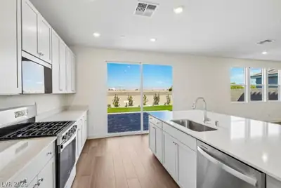 9379 Paddle Plant Street, Las Vegas, NV 89139 Kitchen