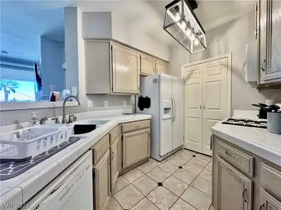 7151 South Durango Drive 307 Kitchen