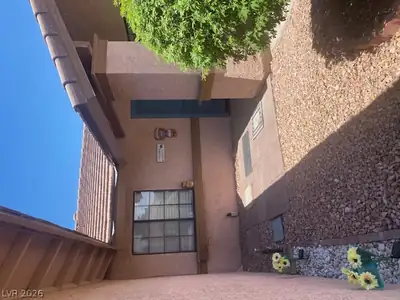1834 Alicant Way, Henderson, NV 89014 Front of Structure