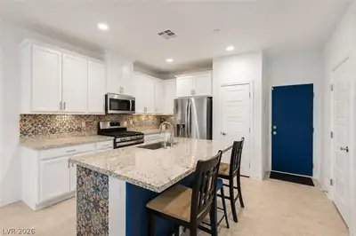7364 North Decatur Boulevard 4 Kitchen