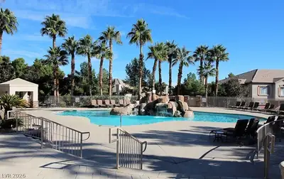 10217 King Henry Avenue 101 Pool