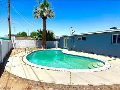 4521 Pacyna Street, Las Vegas, NV 89122 Pool