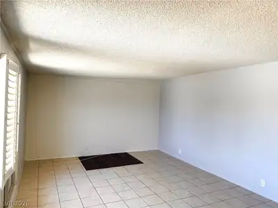 4521 Pacyna Street, Las Vegas, NV 89122 Living Room