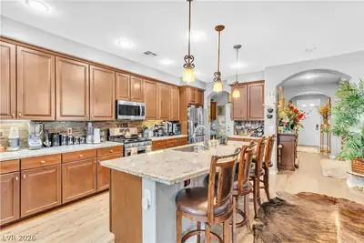 3805 Riviera Regal Avenue Kitchen
