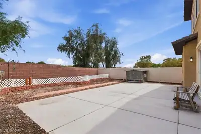 5508 Talmo Street, North Las Vegas, NV 89081 Patio