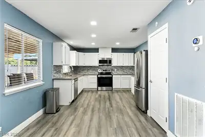 613 Biljac Street, Las Vegas, NV 89145 Kitchen