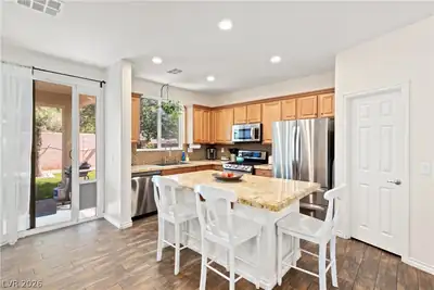 3604 Kingfishers Catch Avenue, North Las Vegas, NV 89084 Kitchen