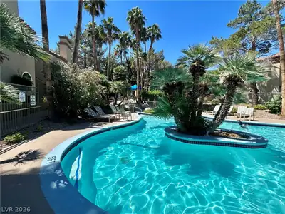 3145 East Flamingo Road 1076 Pool