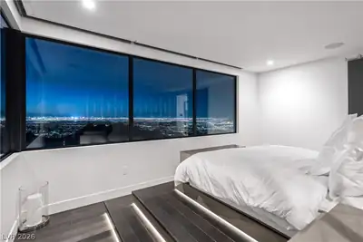 669 Dragon Peak Drive, Henderson, NV 89012 Primary Bedroom