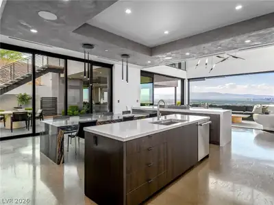669 Dragon Peak Drive, Henderson, NV 89012 Kitchen