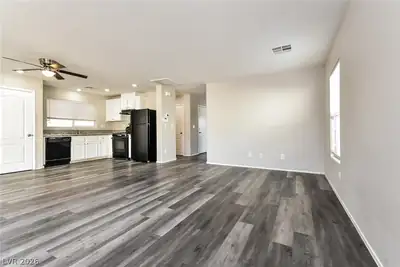4210 Spruce Fern Lane, Las Vegas, NV 89115 Kitchen