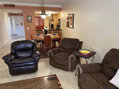 210 East Flamingo Road 137 Living Room