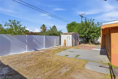 2843 Flower Avenue, North Las Vegas, NV 89030 Yard