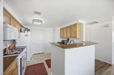 10550 West Alexander Road 2164 Kitchen