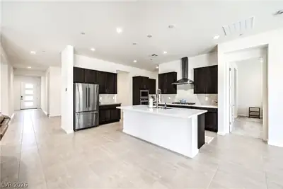 10220 MEANDERING DELL Avenue, Las Vegas, NV 89166 Kitchen