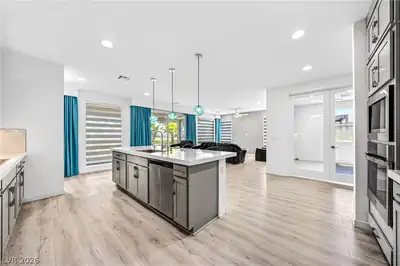 4521 East Cactus Canyon Drive Kitchen