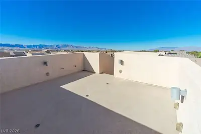 5661 Belgrano Vista Drive Patio