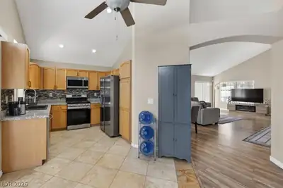 7924 McDowell Drive, Las Vegas, NV 89129 Kitchen