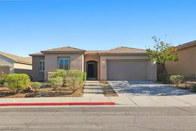 208 Palmetto Pointe Drive Henderson, NV 89012