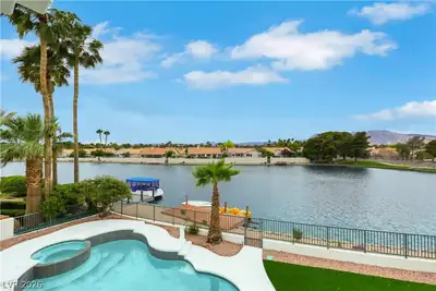 2589 Sun Reef Road, Las Vegas, NV 89128 Pool