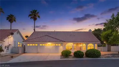 825 Royal Moon Avenue, Las Vegas