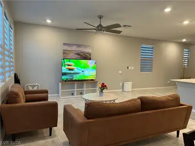 7003 West Ford Avenue Living Room