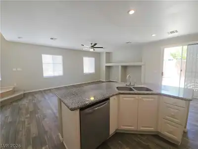 3633 Pinnate Drive, Las Vegas, NV 89147 Kitchen
