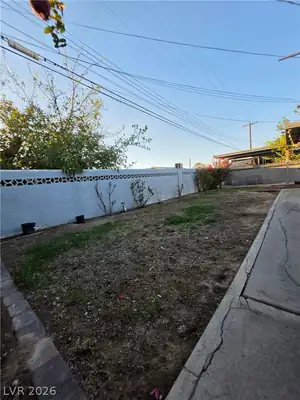 2901 Caney Street, North Las Vegas, NV 89030 Yard