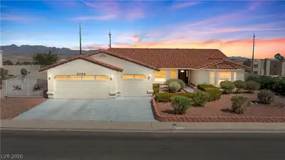 2055 Cholla Way, Laughlin, NV 89029 Front of Structure