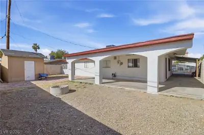 2990 Ferndale Street, Las Vegas, NV 89121 Yard
