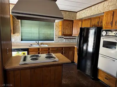 3090 Gally Road, Pahrump, NV 89060 Kitchen