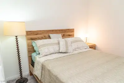 7062 Cass Avenue, Las Vegas, NV 89113 Bedroom