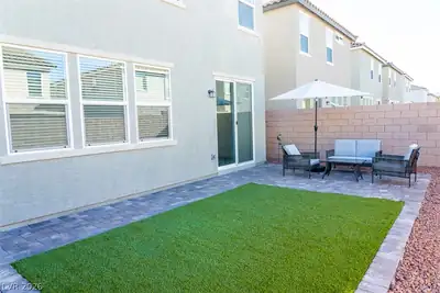 7062 Cass Avenue, Las Vegas, NV 89113 Patio