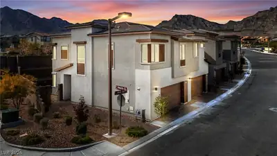 633 Infinity Ridge Street, Las Vegas, NV 89138 Front of Structure