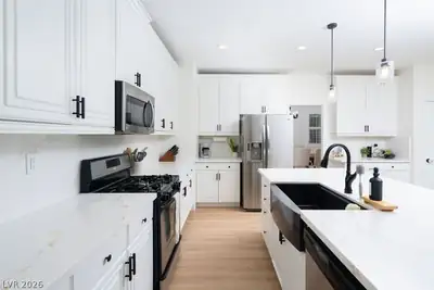 769 Shirehampton Drive, Las Vegas, NV 89178 Kitchen
