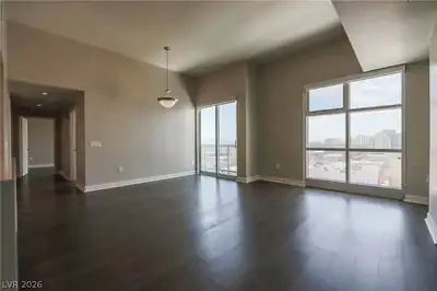 150 LAS VEGAS Boulevard 1211 Living Room